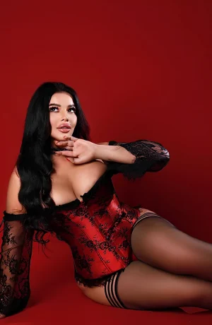 Agnia Escort in , 22yo - Brunette