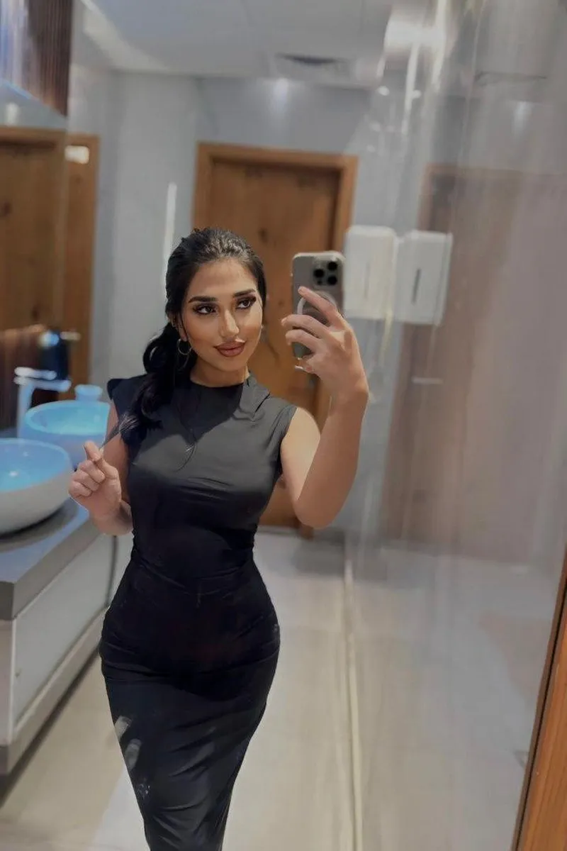 Judy Escort in , 28yo - Brunette