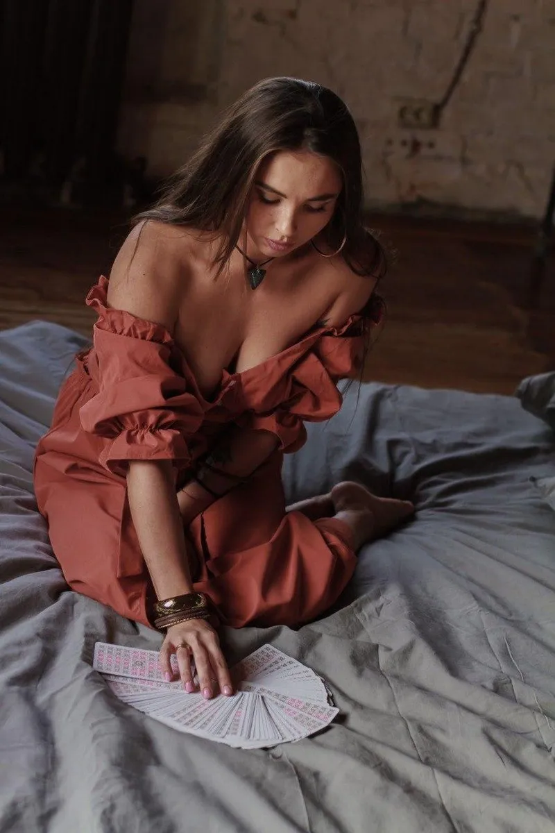 Daniela Escort in , 19yo - Brunette