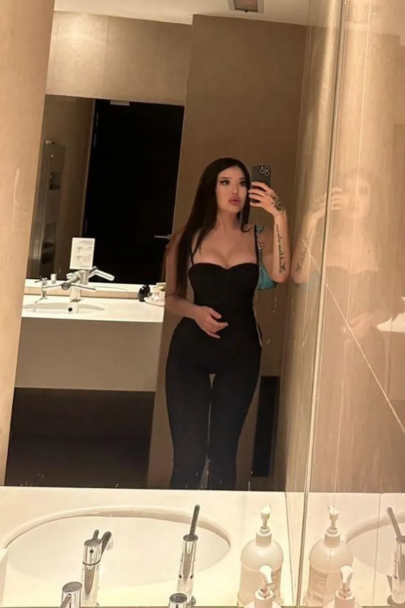 Fernanda Escort in , 24yo - Brunette