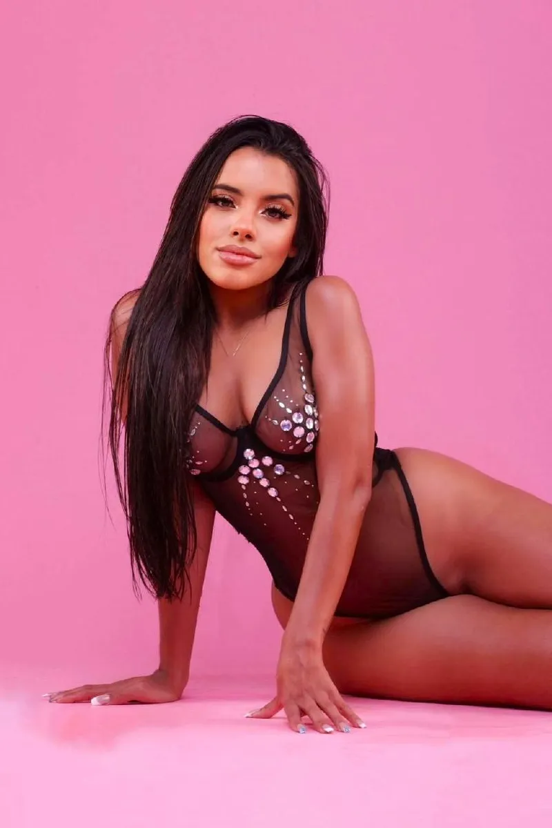 Alejandra Escort in , 32yo - Brunette