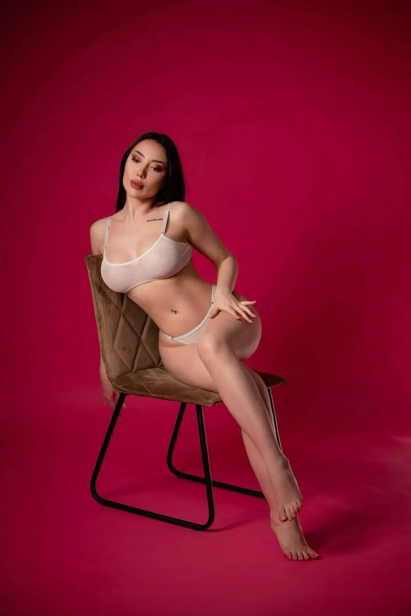 Luxury Escort Evgeniya - Brunette, 26yo - price: 405£ | Girls London № 6 Evgeniya Luxury Escort in , 26yo - Brunette | Girls London № 6