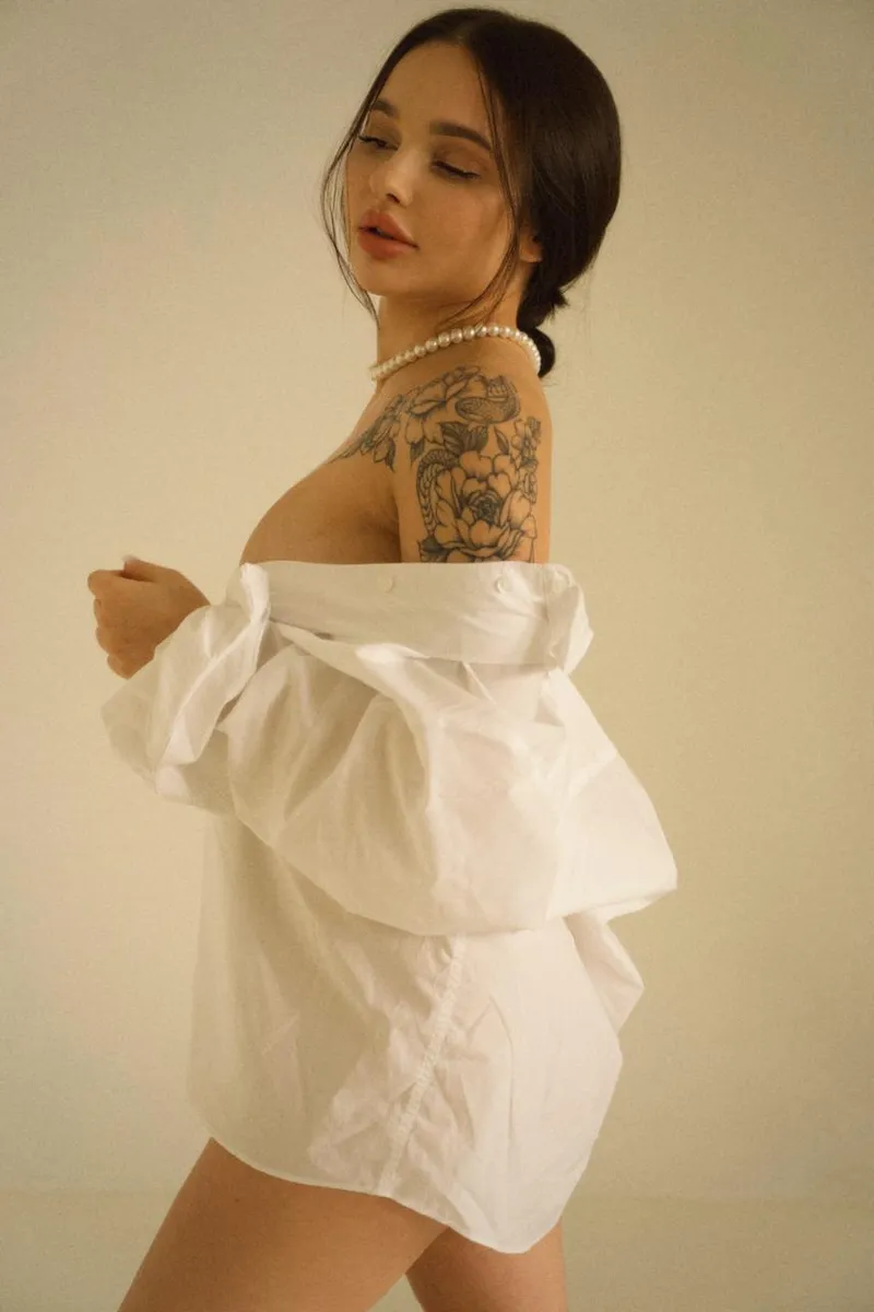 Fabianna Vip Escort in , 22yo - Brown | Girls London № 2