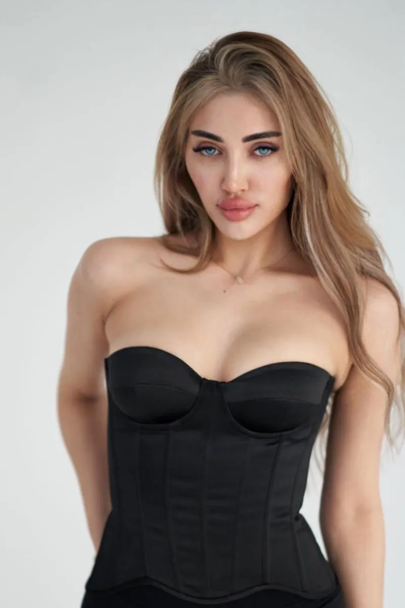 Luxury Escort Arina - Blonde, 22yo - price: 415£ | Girls London № 6 Arina Luxury Escort in , 22yo - Blonde | Girls London № 6