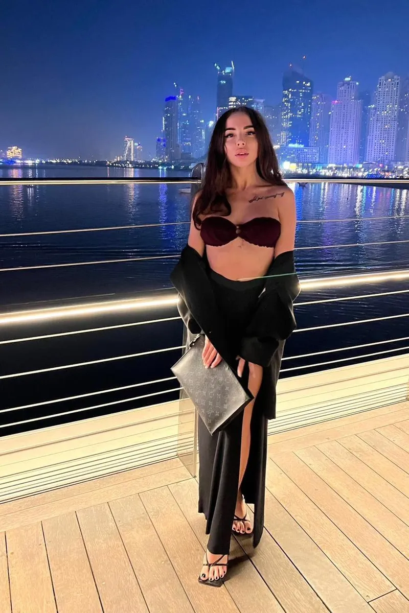 High Class Escort Bruklin - Brunette, 26yo - price: 325£ | Girls London № 7 Bruklin High Class Escort in , 26yo - Brunette | Girls London № 7