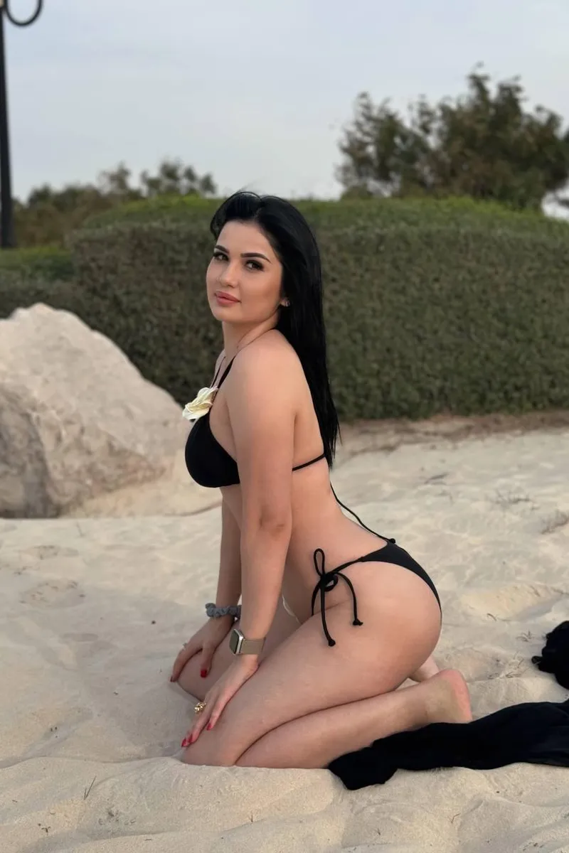 High Class Escort Bruk - Brunette, 28yo - price: 420£ | Girls London № 7 Bruk High Class Escort in , 28yo - Brunette | Girls London № 7