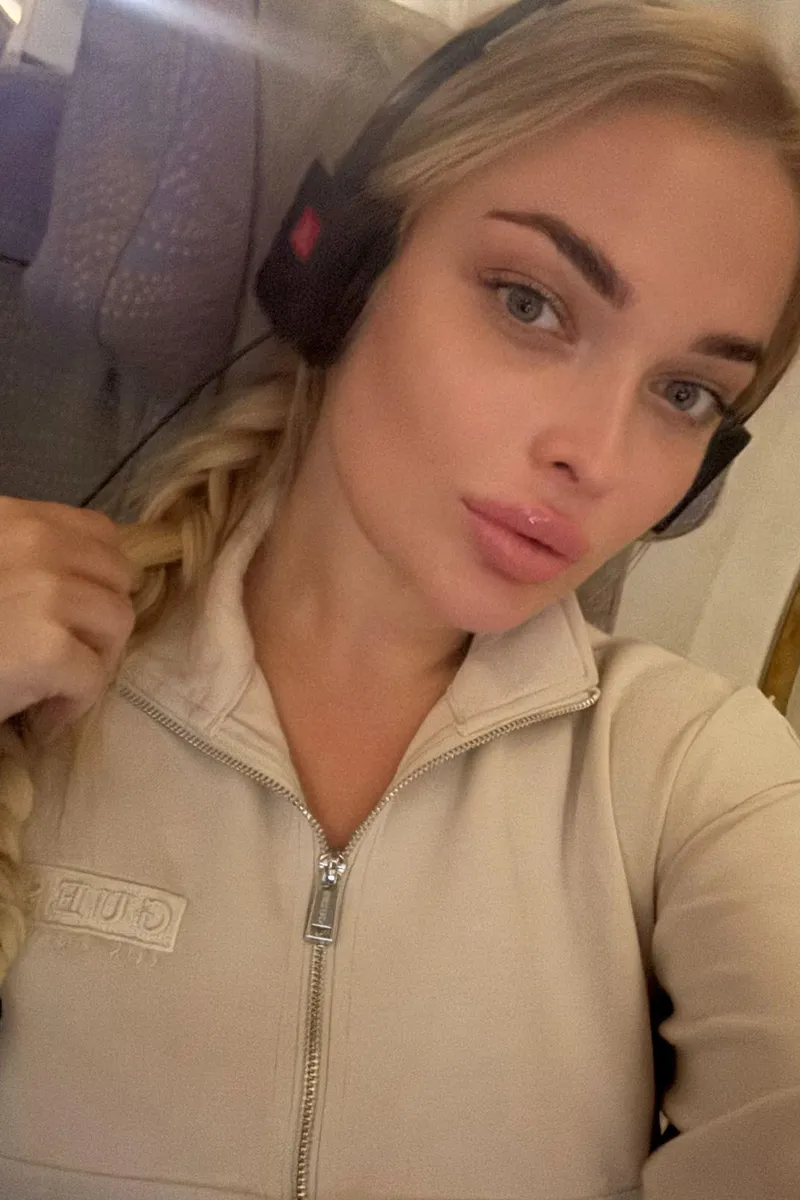 Sexy Escort Amilie - Blonde, 20yo - price: 305£ | Girls London № 9 Amilie Sexy Escort in , 20yo - Blonde | Girls London № 9