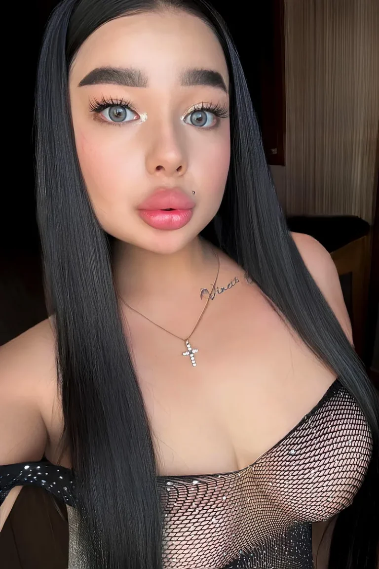 Agnia Erotic Escort in , 22yo - Brunette | Girls London № 11