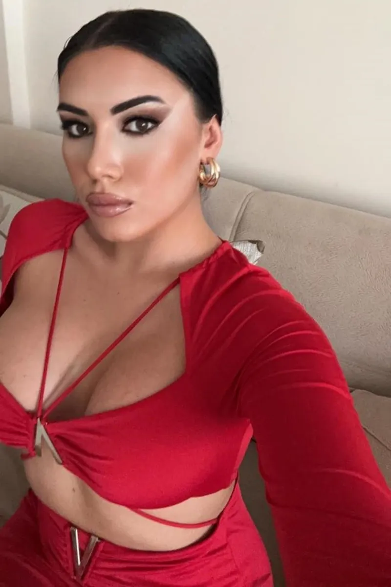 High Class Escort Dana - Brunette, 30yo - price: 405£ | Girls London № 7 Dana High Class Escort in , 30yo - Brunette | Girls London № 7