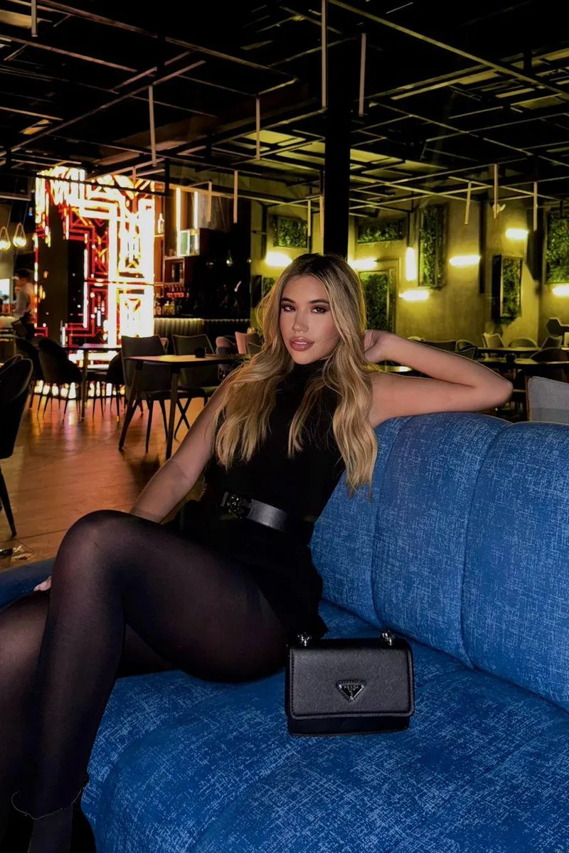 High Class Escort Hermione - Blonde, 29yo - price: 300£ | Girls London № 7 Hermione High Class Escort in , 29yo - Blonde | Girls London № 7
