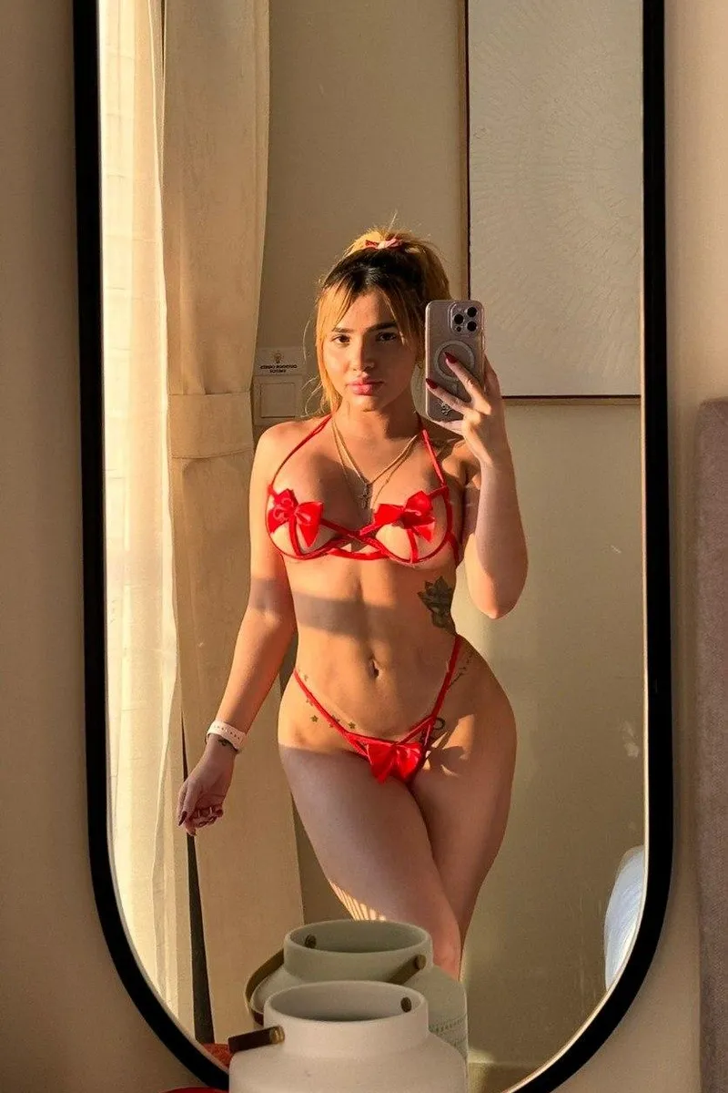 Top Escort Asu - Blonde, 25yo - price: 425£ | Girls London № 5 Asu Top Escort in , 25yo - Blonde | Girls London № 5