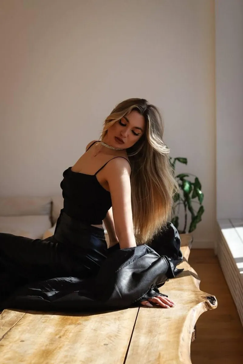 High Class Escort Skylar - Brown, 23yo - price: 425£ | Girls London № 7 Skylar High Class Escort in , 23yo - Brown | Girls London № 7