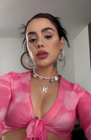 Ruby Escort in , 24yo - Brunette