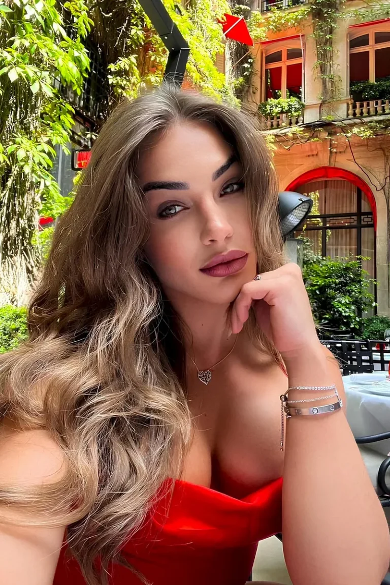 Adeline Luxury Escort in , 26yo - Blonde | Girls London № 6