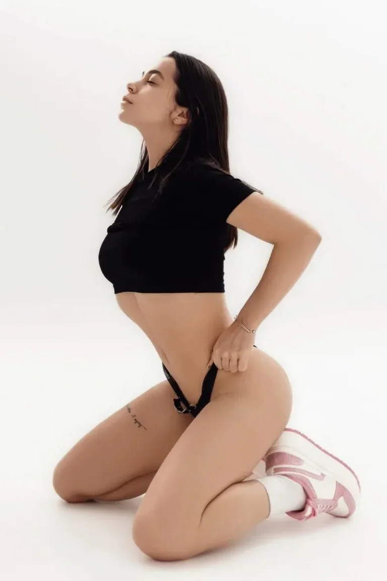 Lexi Escort Woman in , 21yo - Brunette | Girls London № 4