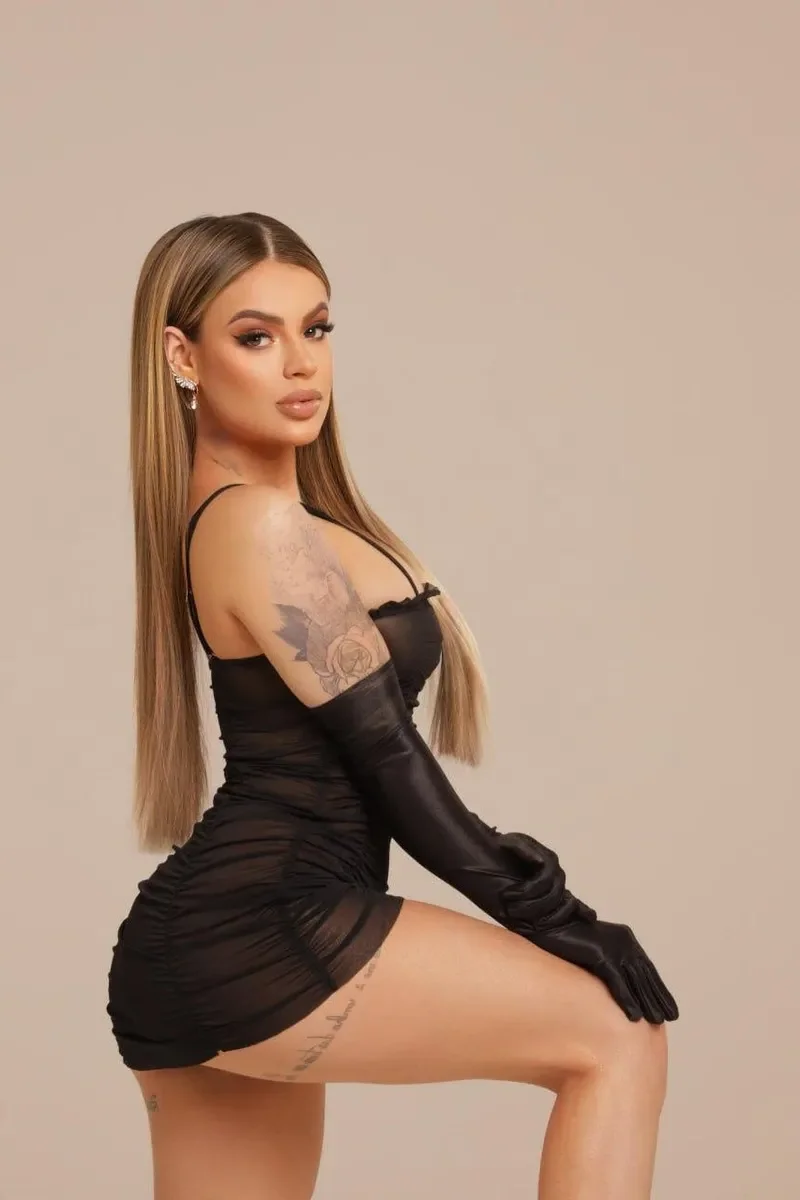 Mia Escort in , 26yo - Blonde