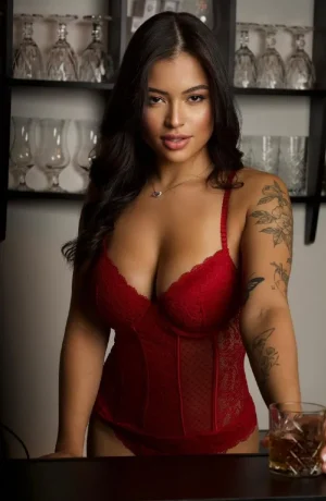 Stefani Escort in , 25yo - Brunette