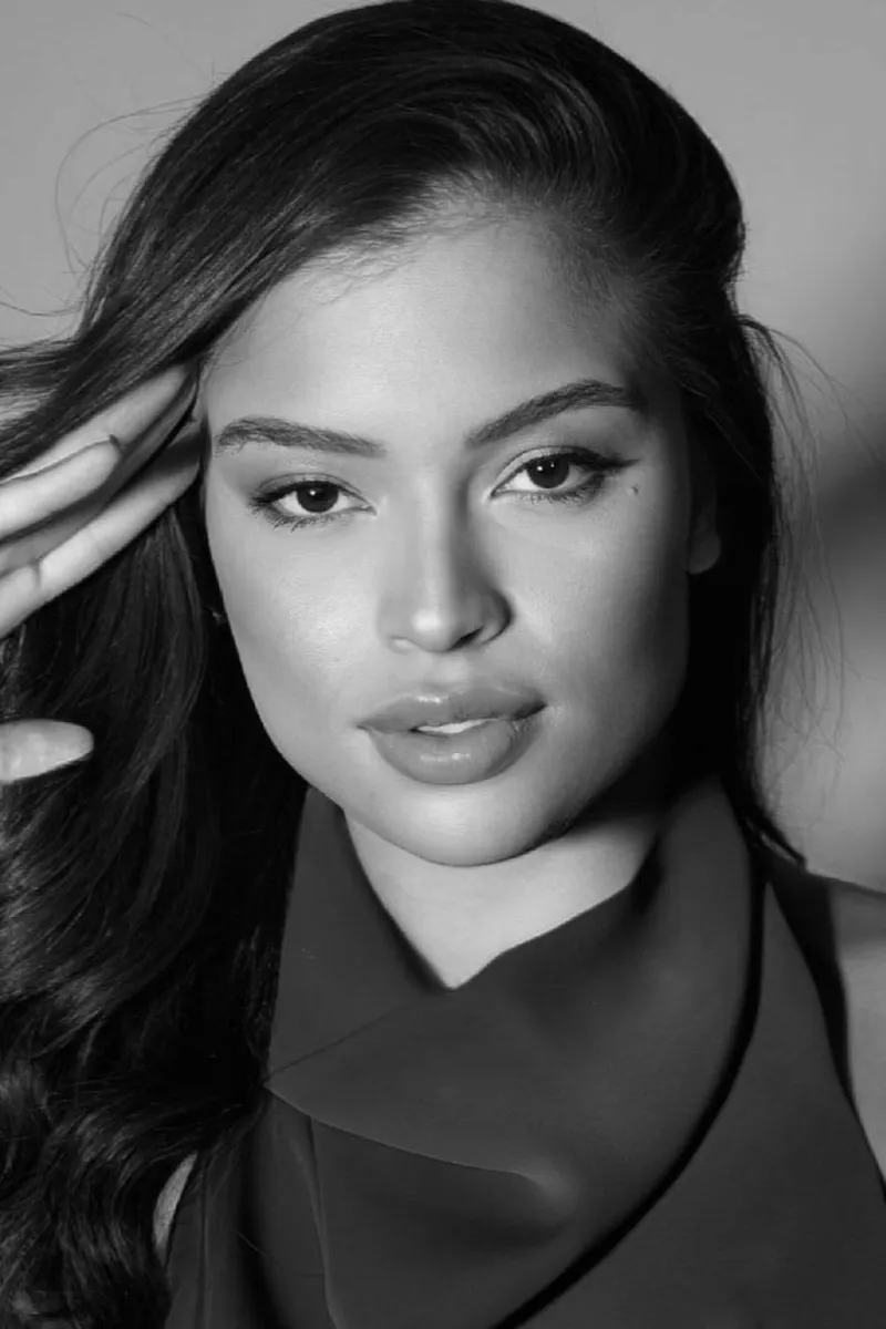 Stefani Vip Escort in , 25yo - Brunette | Girls London № 2